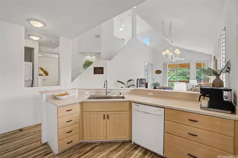95-948 Wikao St #E304, Mililani, HI 96789