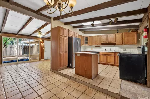 2039 Akaikai Loop, Pearl City, HI 96782