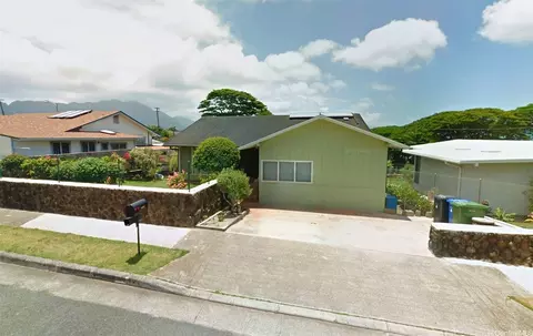45-45 Malulani St, Kaneohe, HI 96744