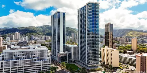 1515 Liona St #1008, Honolulu, HI 96814