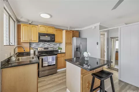 636 Nalanui St #404, Honolulu, HI 96817