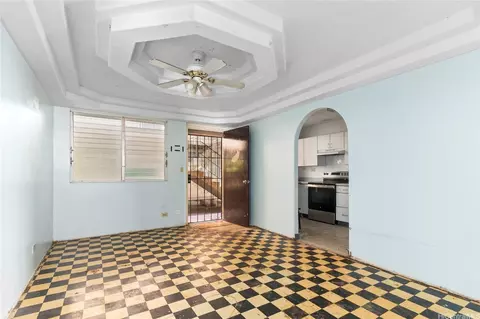 94-245 Leowahine St #1022, Waipahu, HI 96797