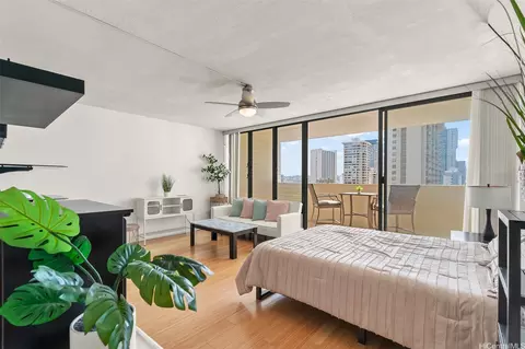 2092 Kuhio Ave #1701, Honolulu, HI 96815