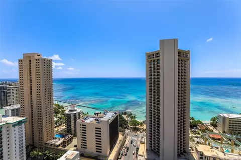 2427 Kuhio Ave #1904, Honolulu, HI 96815
