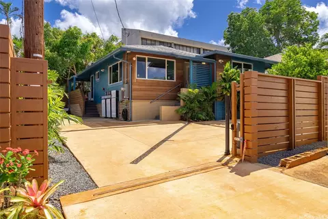 3622 A Maunalei Ave #A, Honolulu, HI 96816