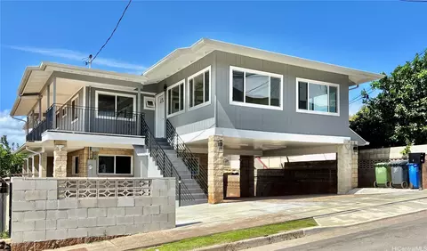 1032 Maluna St, Honolulu, HI 96818