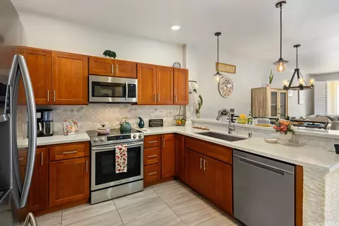 840 Kakala St #504, Kapolei, HI 96707