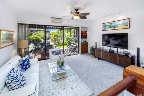 123 Maunalua Ave # C, Honolulu, HI 96821