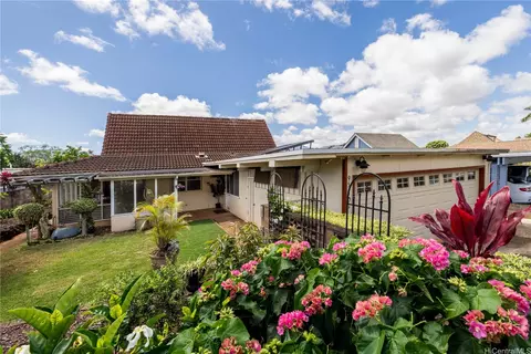 95-401 Ikaloa St, Mililani, HI 96789