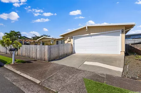 2344 Ahamoa St, Pearl City, HI 96782