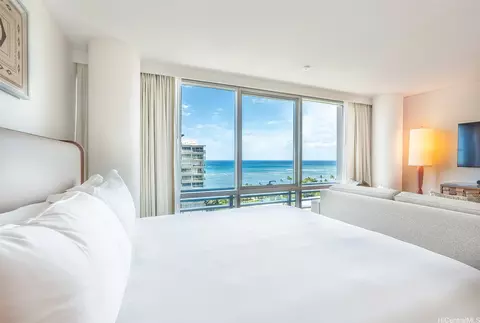 223 Saratoga Rd #1421, Honolulu, HI 96815