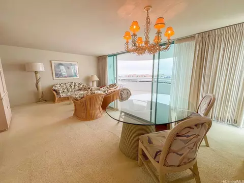 1341 Kapiolani Blvd #16A, Honolulu, HI 96814