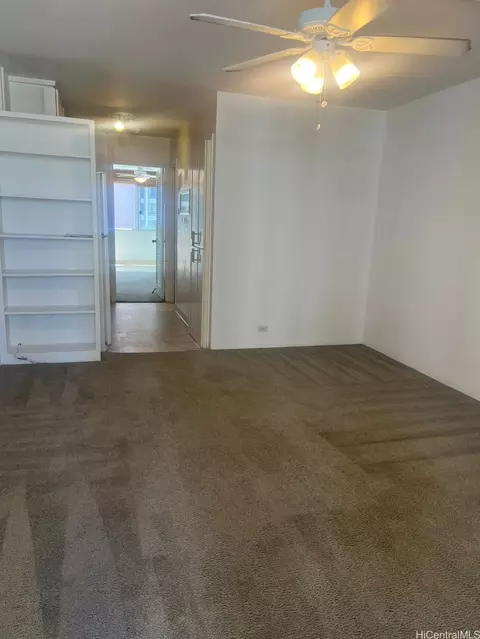 425 Ena Rd #P7A, Honolulu, HI 96815