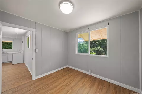 3904 Maunahilu Pl, Honolulu, HI 96816