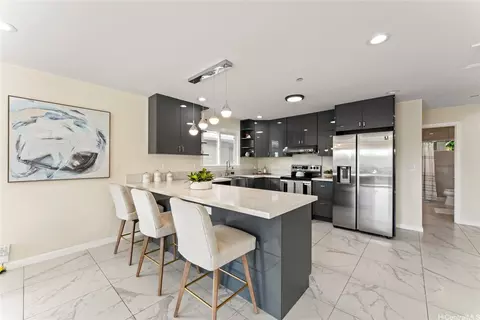 928 9th Ave #C, Honolulu, HI 96816
