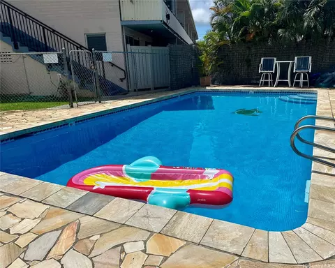 75 Kihapai St #3, Kailua, HI 96734