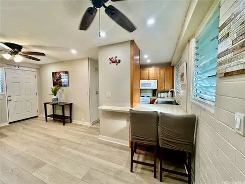 75 Kihapai St #3, Kailua, HI 96734