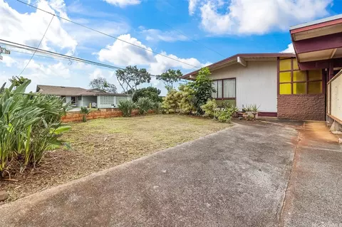 1404 Kaumoli St, Pearl City, HI 96782