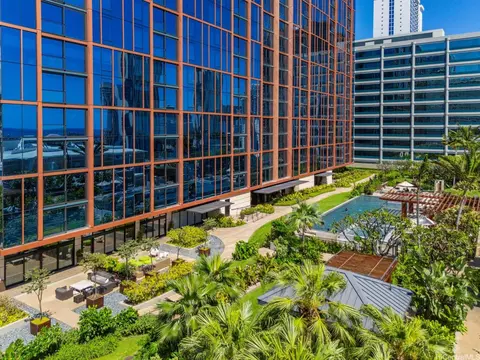 1555 Kapiolani Blvd #2002, Honolulu, HI 96814