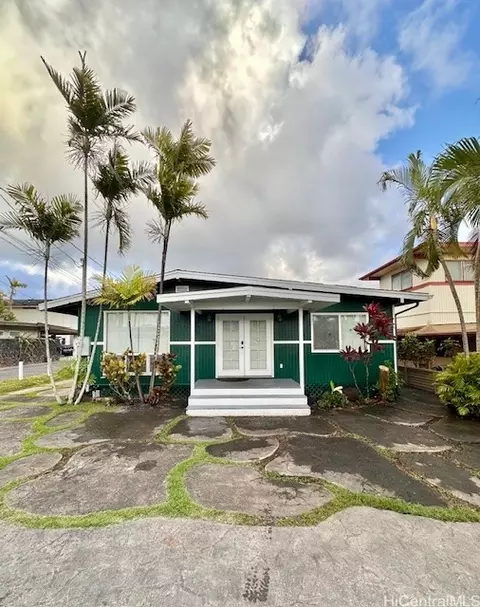 245 Hualani St #A, Kailua, HI 96734