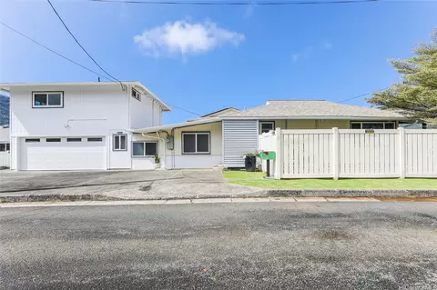 3305 E Manoa Rd, Honolulu, HI 96822
