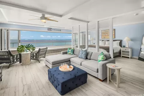 2895 Kalakaua Ave #1402, Honolulu, HI 96815