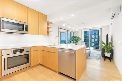 1388 Kapiolani Blvd #1807, Honolulu, HI 96814