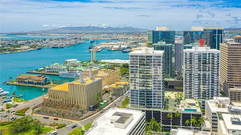225 Queen St #25C, Honolulu, HI 96813