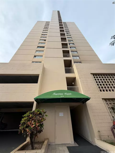 2474 Kapiolani Blvd #1002, Honolulu, HI 96826