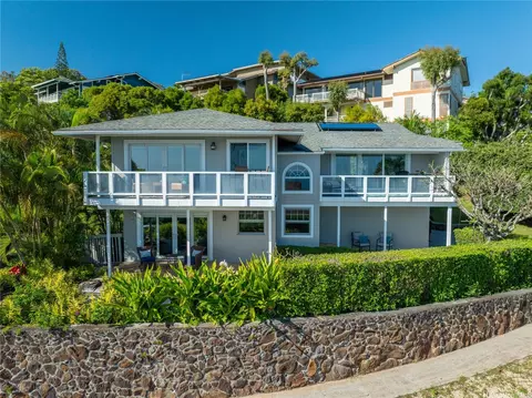 2156 Aha Niu Pl, Honolulu, HI 96821