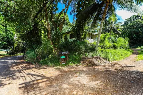 47-270 Ahuimanu Rd, Kaneohe, HI 96744