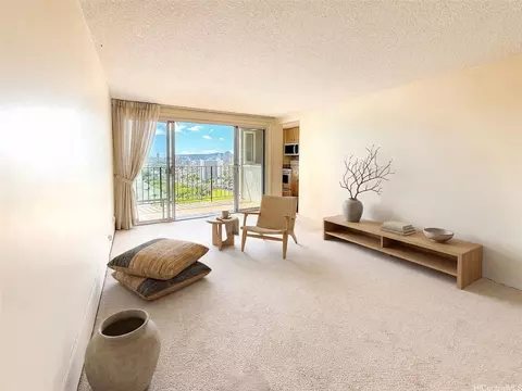 1541 Dominis St #PH1, Honolulu, HI 96822