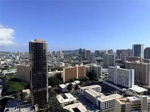 1515 Liona St #3207, Honolulu, HI 96814