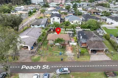 910 Peach St, Wahiawa, HI 96786