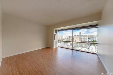 1750 Kalakaua Ave #912, Honolulu, HI 96826