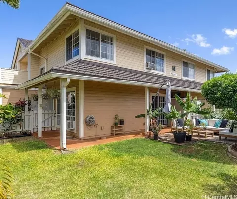 94-1453 Waipio Uka St #M102, Waipahu, HI 96797