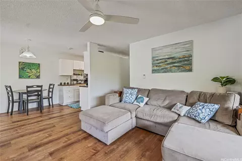 509 Mananai Pl #33T, Honolulu, HI 96818