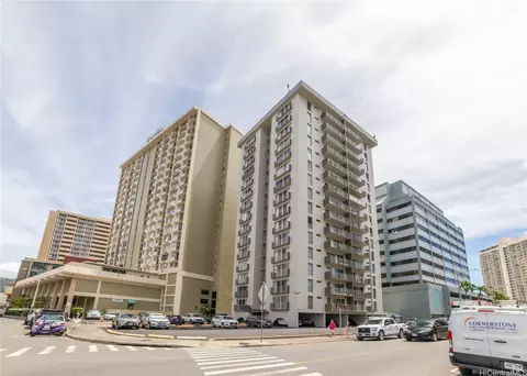 731 Amana St #303, Honolulu, HI 96814