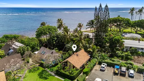 51-529 Kamehameha Hwy #7, Kaaawa, HI 96730