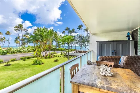 53-549 Kamehameha Hwy #201, Hauula, HI 96717