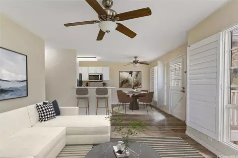94-586 Lumiauau St #201, Waipahu, HI 96797