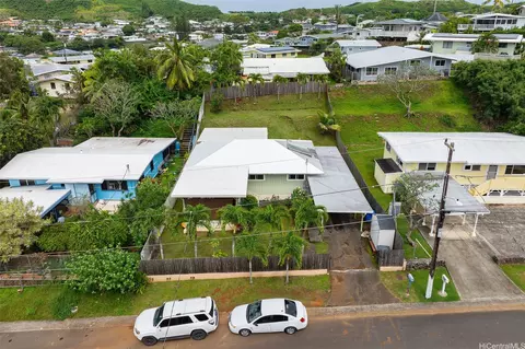 1342 Nanialii St, Kailua, HI 96734