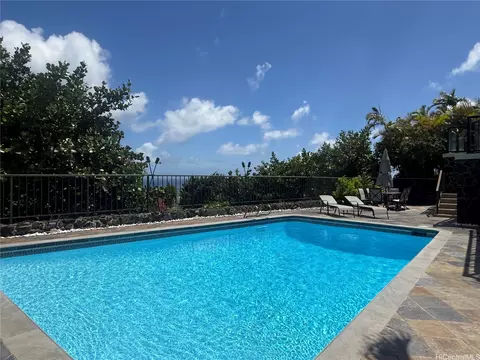 Exterior - 1632 Ihiloa Loop, Honolulu, HI 96821 photo 3 of 3