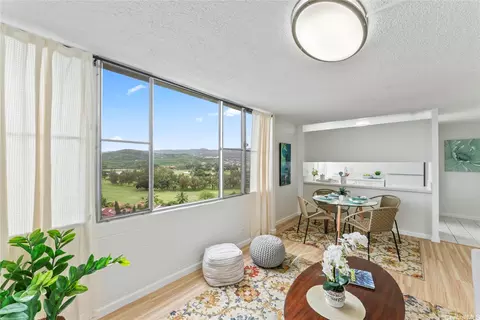 5210 Likini St #1201, Honolulu, HI 96818