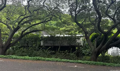 1509 Kalaniwai Pl #55, Honolulu, HI 96821