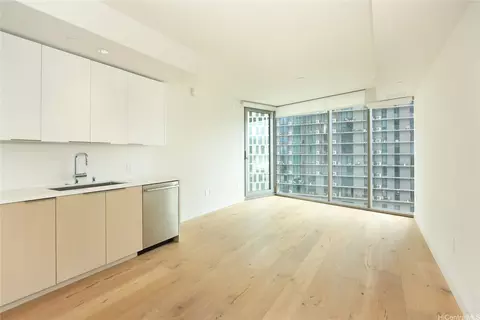 1001 Queen St #1107, Honolulu, HI 96814