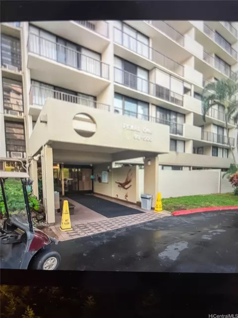 98-500 Koauka Loop #9A, Aiea, HI 96701