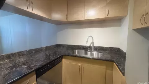 876 Curtis St #2107, Honolulu, HI 96813