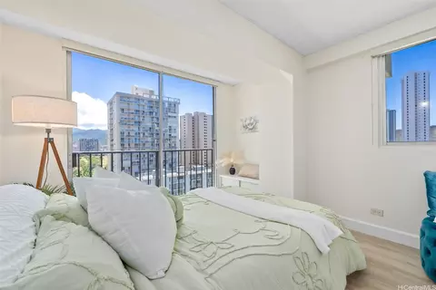 2440 Kuhio Ave #1101, Honolulu, HI 96815