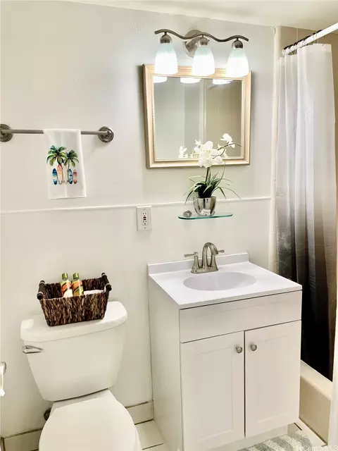 2442 Tusitala St #316, Honolulu, HI 96815